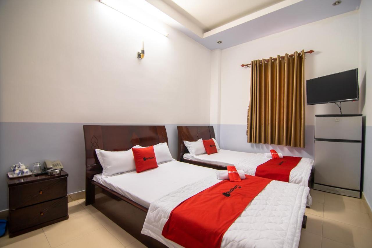 Reddoorz Hoang Minh Hotel ホーチミン市 エクステリア 写真